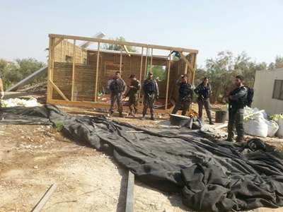 המנהל האזרחי החרים ציוד בבית חגלה