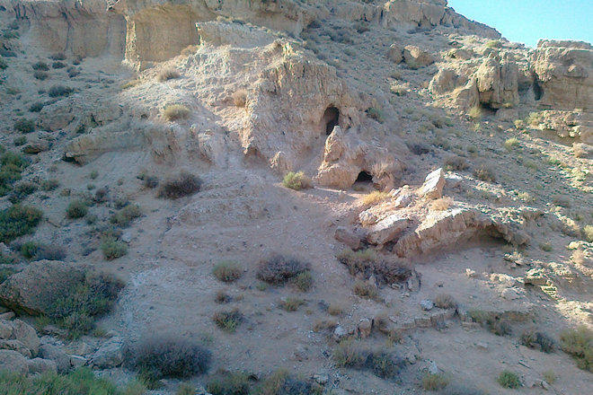 מערות הקבורה של הכוהנים מבית שני ביריחו