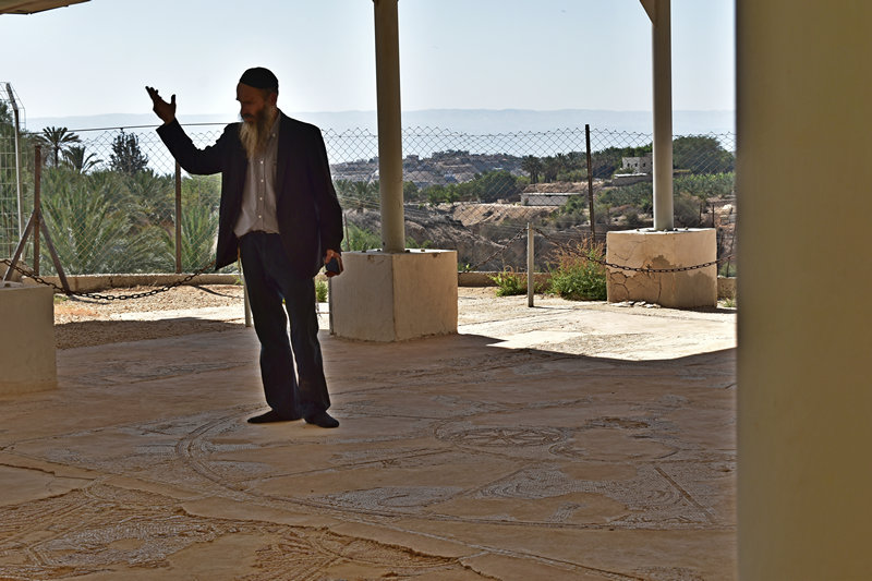 דברי תורה של הרב יוסי פלאי בבית הכנסת נערן ביריחו