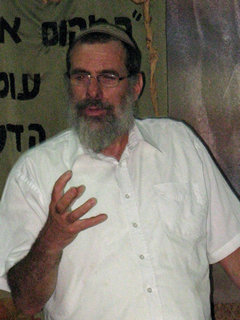 הרב יעקב שפירא בבית חגלה על פני יריחו