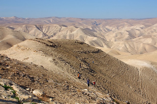עליה למבצר דוק