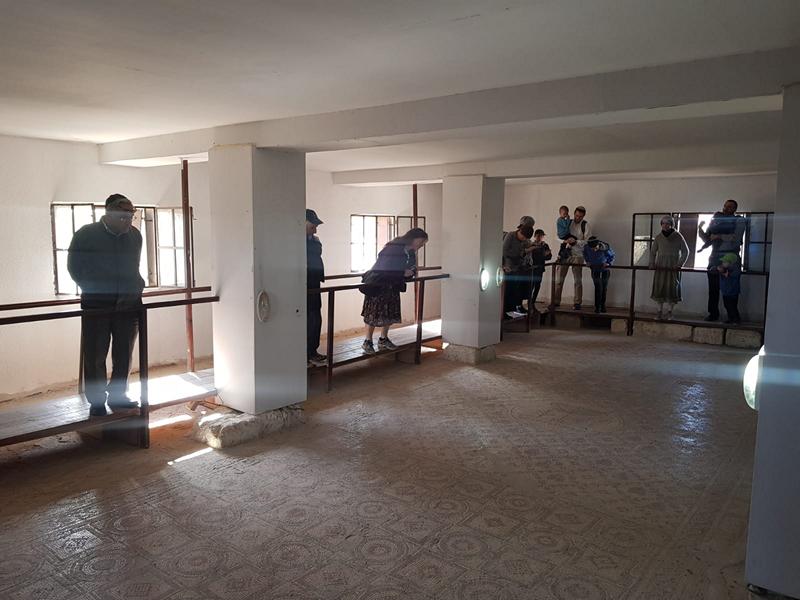 סיור חנוכה בבית הכנסת שלום על ישראל ביריחו